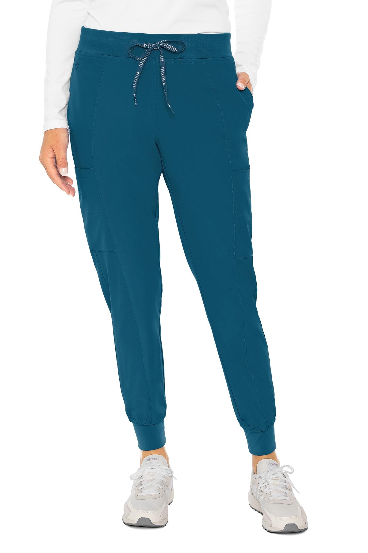 Med Couture Peaches Seamed Jogger Petite Length (XS-XL) – Berani Femme  Couture Scrubwear & Medical Supply
